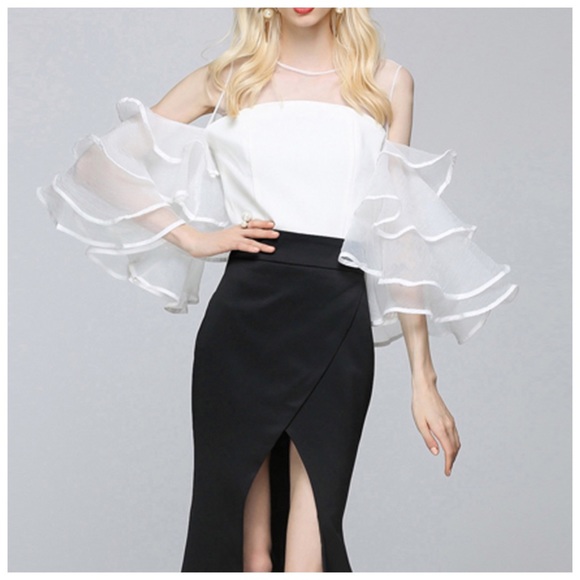 Tops | White Layered Tulle Side Sleeve Top | Poshmark